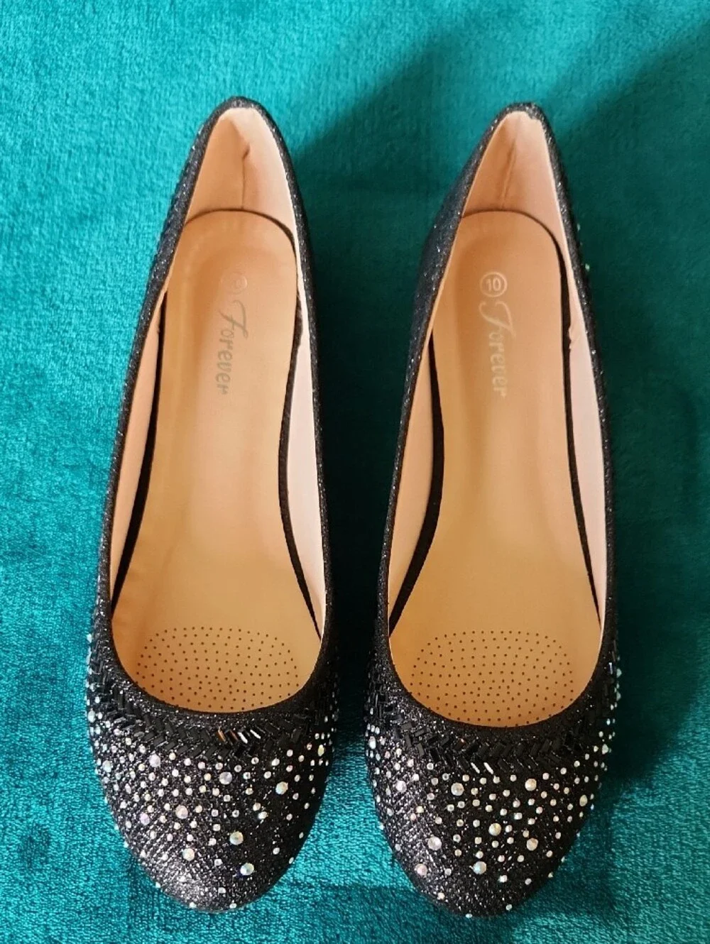 Forever Comfort Black Crystal-Embellished Ballet Flats Size 10